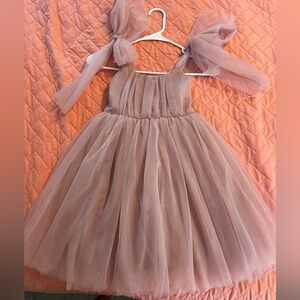 Flower girl, dusty rose, English rose, Arabella